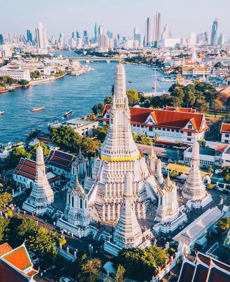 Bangkok Thailand. #city #cities #buildings #photography Thailand Beautiful Places, Thailand Bangkok City, Bangkok Thailand Photography, Thailand Travel Photography, Thailand Travel Clothes, Bangkok Photography, Thailand City, Thailand Architecture, Thailand Places