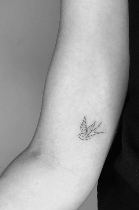 Harry Styles Bluebird Tattoo, Small Mockingbird Tattoo, Bluebird Tattoo Small Simple, Harry Styles Bird Tattoo, Tiny Bluebird Tattoo, Sparrow Fine Line Tattoo, Tiny Swallow Tattoo, Small Bluebird Tattoo, Fineline Bird Tattoo