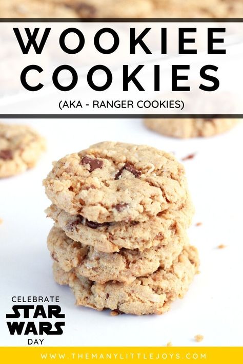 Farmstand Recipes, Star Wars Dessert, Star Wars Snacks, Wookie Cookies, Ranger Cookies, Star Wars Cookies, Star Wars Food, Themed Desserts, Star Wars Day