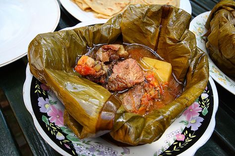 Luwombo beef. Photo taken at Ekitoobero Restaurant in Kampala Ugandan Food, Sweet Sticky Rice, Sweet Dumplings, Savory Rice, Indonesian Cuisine, Slow Cooked Beef, Banana Leaves, Slow Cooked, Indian Dishes