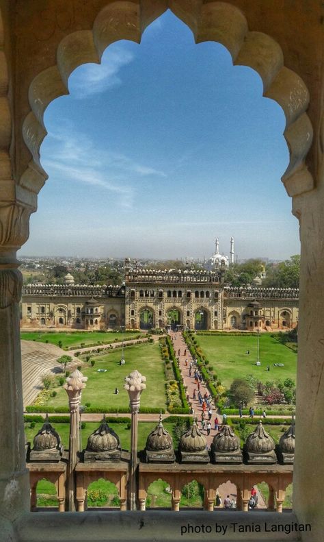 Bara Imambara - Lucknow Lucknow Instagram Story, Bara Imambara Lucknow, Lucknowi Aesthetic, Lucknow Wallpaper, Lucknow Pictures, Hazratganj Lucknow Aesthetic, Indian History Aesthetic, Lucknow Painting, Bada Imambara Lucknow