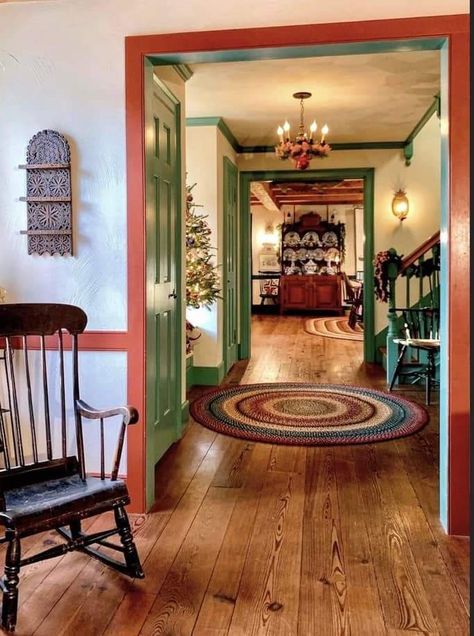 Country Cottage Interiors, Colorful Apartment, Interior Decoration Accessories, Cottage Inspiration, Farm Houses, Country Lifestyle, Living Styles, Paint Colors For Home, Country Home