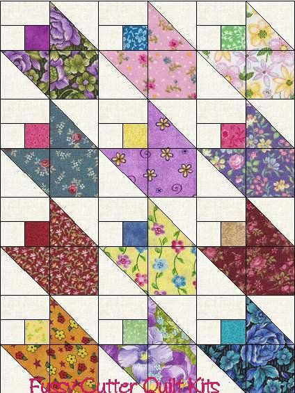 Tulip Bud, Tulip Quilt, Tulip Pattern, Quilt Square Patterns, Half Square Triangle Quilts, Flower Quilts, Flower Quilt, Patchwork Quilt Patterns, Triangle Quilt