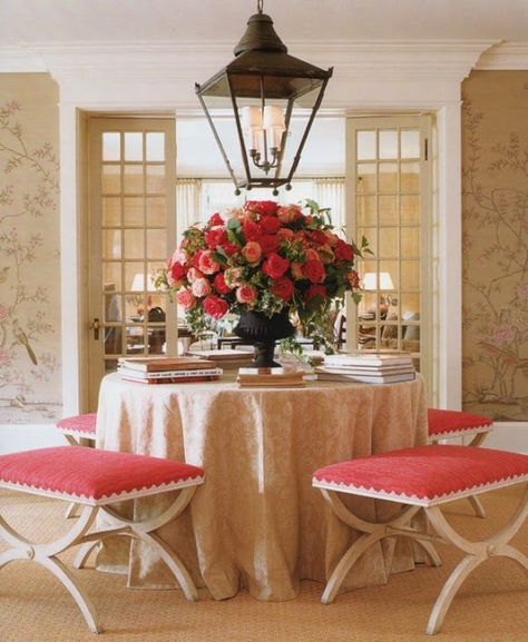 Entry Hall Furniture, Skirted Table, Hall Furniture, Entry Tables, Table Skirt, Chinoiserie Chic, Traditional Interior, Center Table, Beautiful Kitchens