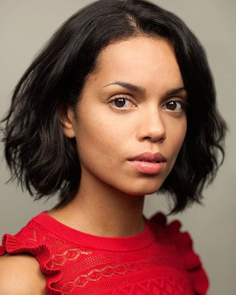 Georgina Campbell, Actors Headshots, Boyfriend Black, Headshots Women, Actor Headshots, Celebrity Updates, Nyc Photography, Beauty Inspo, British Actors