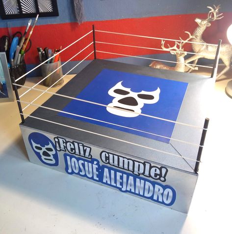 Ring de lucha libre para decoracón de fiesta temática Lucha Libre Party, Blue Demon, Box Diy, Party Rings, Diy Box, Bday Party, Birthday Party Invitations, Toy Chest, Party Invitations