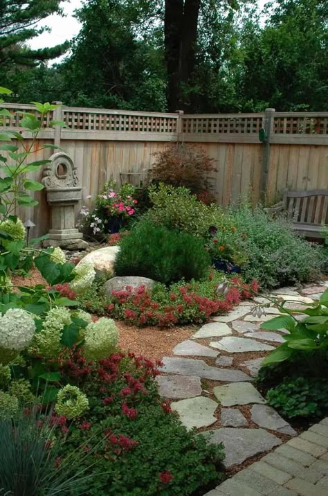 Spring Backyard, Stone Walkways, Entry Area, Front Yard Design, Rock Garden Landscaping, Landscape Designs, Traditional Landscape, Landscaping Tips, Garden Pathway