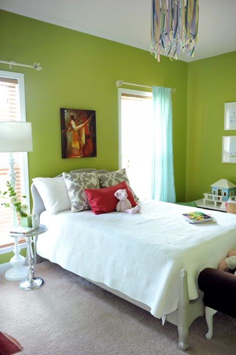 green kid's room Turquoise Girls Bedroom, Lime Green Bedrooms, Bedroom Turquoise, Traditional Bedroom, Green Rooms, Big Girl Rooms, Bedroom Green, Pictures Ideas, Teen Room