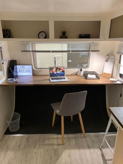 Caravan Office Conversion, Camper Home Office, Rv Office Space Ideas, Mobile Office Trailer, Scamp Remodel, Mobile Home Office, Trailer Office, Camper Office, Caravan Office