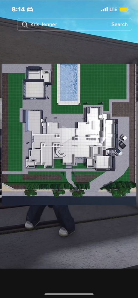 Kris Jenner House Floor Plan, Kris Jenner House Exterior, Khloe Kardashian House Layout, Kim Kardashian House Layout, Kim Kardashian House Bloxburg Layout, Kim Kardashian House Floor Plan, Kim K House Bloxburg, Khloe Kardashian House Bloxburg, Bloxburg Kardashian