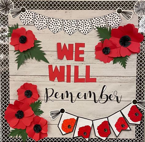 Remembrance Day Craft For Preschoolers, Remembrance Day Decorating Ideas, Remembrance Day Door Decorations, Remembrance Day Displays, Remembrance Day Display Ideas, Rememberance Day Bulletin Board Ideas, Poppy Remembrance Day Art, Remembrance Day Decor, Remembrance Day Display