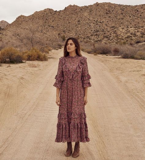 The Settler Fantasies Woven Into the Prairie Dresses Dress Like A Lady, Look Hippie Chic, Christy Dawn Dress, Fall Dressy, Prairie Dresses, Fusion Wear, Moda Hippie, Look Boho Chic, Sundresses Women