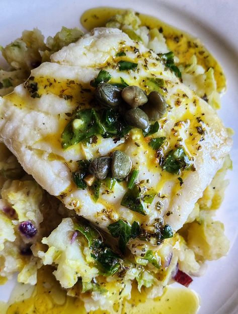 Cod Poached in Olive Oil With Smashed Potatoes | Kalofagas.ca Olive Oil Poached Fish, Poached Cod Recipes, Poached Fish Recipes, Cod Recipes Healthy, Poached Cod, Poached Fish, Pistachio Pesto, Olive Oil Recipes, Dinner Plans