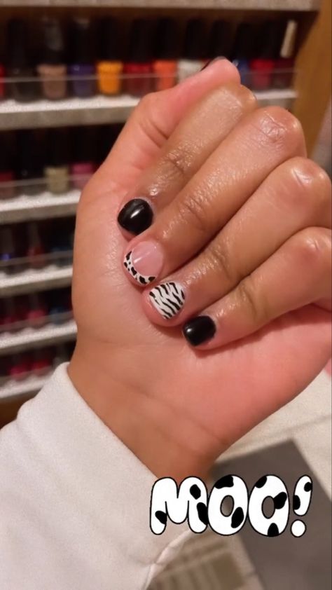 Natural Nail Ideas Black Women, Overlay Short Nails Designs, Acrylic Overlay On Natural Nails Short, Bare Nails With Design, Nail Ideas Real Nails, Gel Nails Ideas Natural Nail, Black Overlay Nails, Acrylic Nails Overlay, Real Nail Designs Short