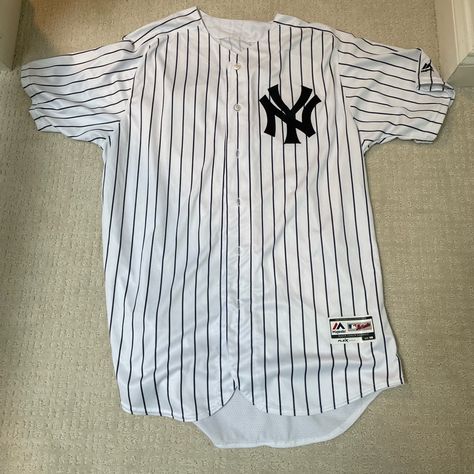 Brand New, Never Worn, New York Yankees Jersey. Plastic Part Of Tag Is Still On But Paper Part Fell Off. New York Yankees Jersey, Yankees Jersey, Digital Closet, Hairdos For Curly Hair, Winter Fits, Cute Fits, Fancy Dresses, New York Yankees, Hulk