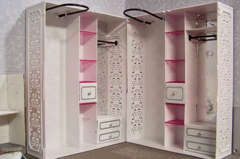 Barbie:Old New Green Redo: DIY Doll Closets. Barbie Closet Diy How To Make, Diy Doll Closet Ideas, Dolls Wardrobe Diy, Diy Barbie Wardrobe Closet, Diy Doll Wardrobe, Diy Doll Wardrobe Closet, Barbie Closet Diy, Barbie Doll Closet, Diy Doll Closet