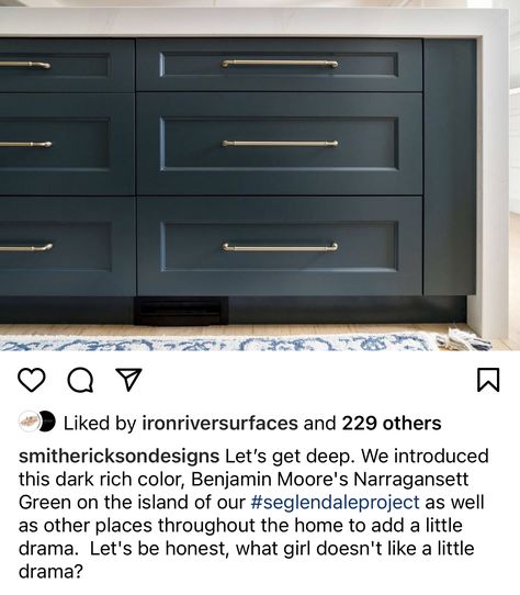 Bm Narragansett Green, Narragansett Green, Emerald Green Paint, Farmhouse Reno, Painted Island, Favorite Paint Colors, Green Paint Colors, Empty Nest, Bedroom Idea