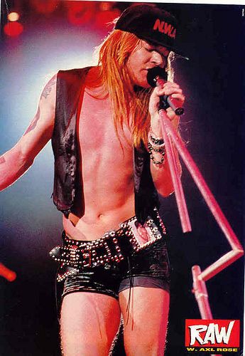 Axl Rose Axel Rose, Emo Guys, Axl Rose, I'm With The Band, Mötley Crüe, Rock Legends, The Duff, Classic Rock, Rock Bands