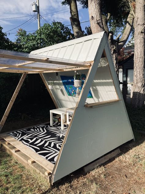 How we DIYed our A-Frame playhouse in our backyard | Petit Architect Terasse Light Ideas, A Frame Playhouse Diy, Small Yard Kids, Frame Playhouse, A Frame Playhouse, Playhouse For Kids, Treehouse Ideas, Corrugated Plastic Sheets, Ikea Lack Table