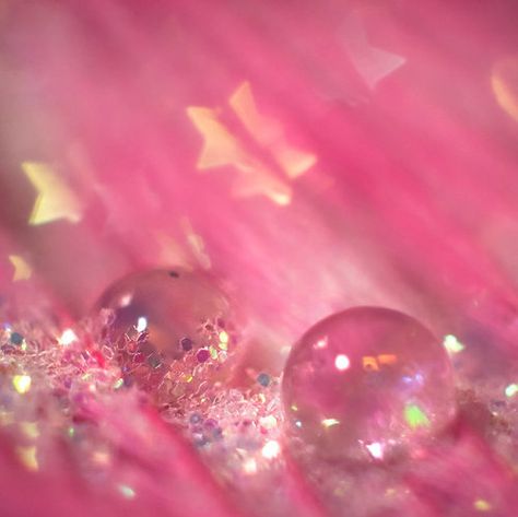 Ball-glitter-pink-sparkle- Glitter Rosa, Colorful Images, I Believe In Pink, My Funny Valentine, Pink Sparkle, Rosa Pink, Tickled Pink, Everything Pink, Pink Love