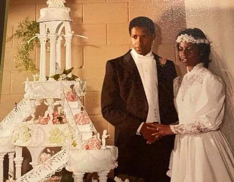 Pauletta Washington, Denzel Washington Family, African American History Facts, Loving Couples, Famous Historical Figures, Black Actresses, Barack And Michelle, Washington Wedding, Celebrity Families