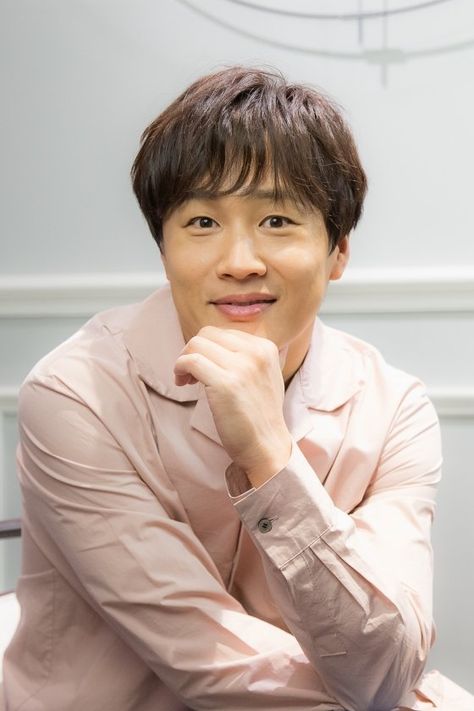 [HanCinema's News] Cha Tae-hyun's Seven Years of Work on 2 Days and 1 Night Now in Flux Cha Tae Hyun, Living On The Road, Sassy Girl, Love K, 1st Night, Korean Entertainment, Variety Show, Creative Commons, Daegu