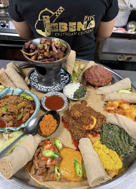 Eritrean food, Injera #eritrea #eritreanfood #eritreanrestaurant #culture 🇪🇷🇪🇷🇪🇷 Injera Aesthetic, Eritrea Culture, Ethiopian Food Injera, Eritrean Food, Eritrean Culture, Ethiopian Cuisine, Circle Borders, Ethiopian Food, Apple Dress