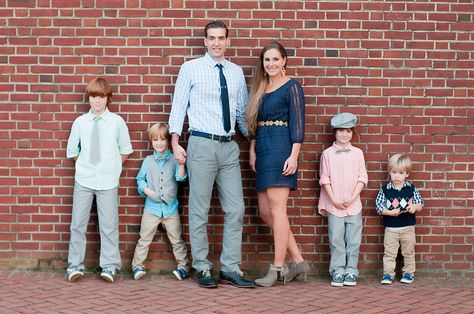 Family Pictures Brick Wall, Brick Wall Family Photoshoot, Brick Wall House, Wall Poses, Downtown Photoshoot, Fun Family Pictures, Downtown Annapolis, Four Brothers, St Johns College