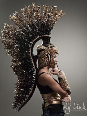 Roman Helmet #ancient #roman #history #fashion #pinspiration #diamonds #headdress Warrior Witch, Gold Headdress, Roman Helmet, Odd Fashion, Warrior Women, Robert Mapplethorpe, Design Moda, Kill Bill, Weird Fashion