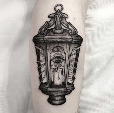 Old Lamp Tattoo, Lantern Tattoo Design, Persian Tattoo, Lamp Tattoo, Lantern Tattoo, Engraving Tattoo, Candle Tattoo, Light Tattoo, Flame Tattoos