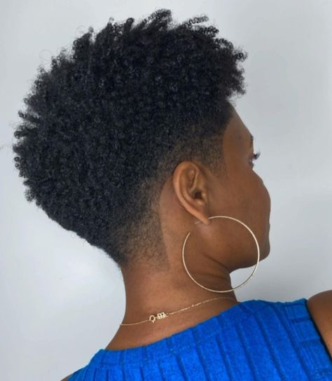 Natural Golden Blonde, Combover Hairstyles, Short Natural Curls, Natural Hair Haircuts, Short Textured Hair, Short Natural Haircuts, Cabello Afro Natural, Tapered Natural Hair, Natural Hair Cuts