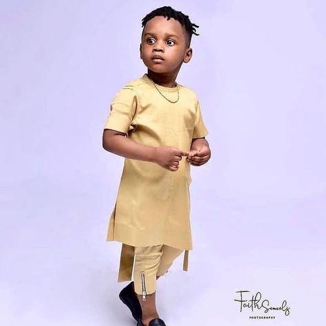 Mens African Wear Designs, African Wear Designs, Baby African Clothes, African Kids Clothes, Ankara Styles For Kids, Latest African Wear For Men, African Wear For Men, Nigerian Men Fashion, Traditional Suit