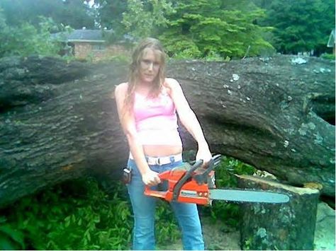 Slasher Pose Reference, Holding Chainsaw Pose Reference Drawing, Chainsaw Art Reference, Chainsaw Pose, Person Holding Chainsaw Reference, Holding Chainsaw Reference Drawing, Pin To The Wall Pose, Holding A Chainsaw Reference, Knife Pose Reference