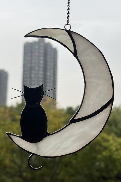 Black Cat Stained Glass Pattern, Moon Stained Glass Window, Tiffany Vitray, Stained Glass Cat, Black Cat Decor, Cat Stain, Cat Decor Diy, Cat Loss, Glass Diy