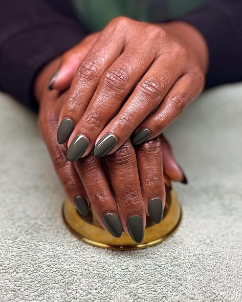 We’re FALL(ing) in love with these gorgeous fall-inspired nails from our incredibly talented nail tech community! 🎃🍂🧣🍁⁠ ⁠ Which one is your favorite?? #voeshny #experiencevoesh Dip Powder Natural Nails, Powder Natural Nails, Fall Dip, Inspired Nails, Dip Powder, Autumn Inspiration, Nail Tech, Natural Nails, Nail Inspo