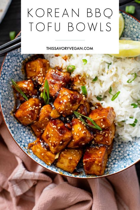 Korean Tofu Bowl, Korean Tofu Marinade, Tofu Bbq Recipes, Korean Tofu Recipes, Korean Bbq Tofu, Vegan Korean Bbq, Tofu Rice Bowl, Tofu Dinner Recipes, Gochujang Tofu