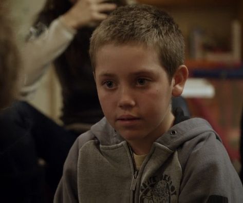 Shameless Carl Icon, Carl Gallagher Season 5, Ethan Cutkosky Young, Carl Gallagher Season 1, Carl Gallagher Young, Carl Season 1, Shameless Season 1, Im Busy, Carl Shameless