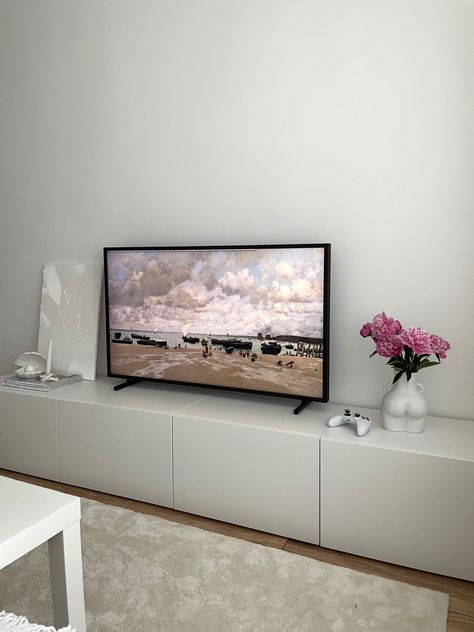 Tv Rum, Apartment Tv, Ikea Tv, Big Tv, Tv Sideboard, Decor Home Living Room, Cute Room Decor, Apartment Inspiration, Room Inspiration Bedroom