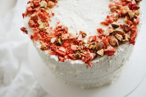 I am loving the idea of baking and decorating with freeze dried fruit. I mean, look how pretty these crushed strawberries look against the chopped pistachios! I was inspired by all the pink Valenti… Freeze Dried Fruit, Freeze Dried Strawberries, Pink Valentines, Freeze Drying, Dried Fruit, Layer Cake, Cake Inspiration, Pistachio, Red Peppercorn