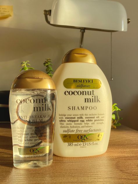 Shampoo And Conditioner Aesthetic, Shampoo Aesthetic, Serum Hair, Natural Hair Care Tips, Beauty Products Photography, Best Shampoos, Sulfate Free Shampoo, Body Skin Care Routine, Sulfate Free