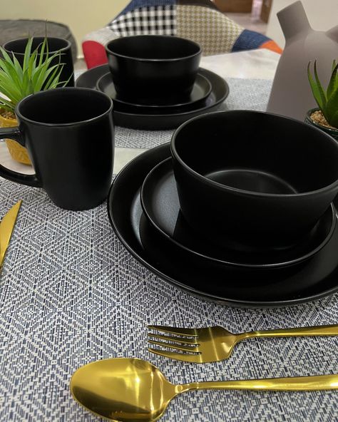 Everyone’s favorite! • 16pcs DEEP BLACK dinner set • Has 4plates, 4bowls , 4side plates, 4mugs • Price :… | Instagram Cream Trim, Black Dinner, Dinner Set, October 25, Dinner Sets, Deep Black, Plain Black, Trim, Cream