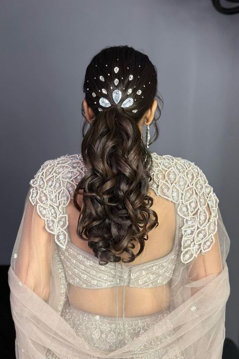 Bridal engagement hairstyle, engagement hairdo for brides, bridal open-hair hairstyle,  roka hairstyle for bride, engagement look, trending engagement hairstyles, cocktail hairstyle Engagement Hairdo, Hairstyles For Engagement, Bridal Pony, Latest Hairdo, Hairstyle For Brides, Engagement Hairstyle, Western Hairstyles, Lehenga Look, Messy Ponytail Hairstyles