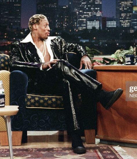 Dennis Rodman Outfit, Denis Rodman, Masc Fashion, Leopard Hair, Celebrity Style Icons, Dennis Rodman, Sports Stars, Pose Reference Photo, 90s Fashion