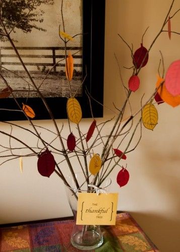 Using Pinterest to Get Organized for the Holidays Thanksgiving Thankful Tree, Thanksgiving Table Settings Centerpieces, Tradition Ideas, Thanksgiving Activities Preschool, Thanksgiving Tree, Thankful Tree, Christmas Crafts For Toddlers, Thanksgiving Preschool