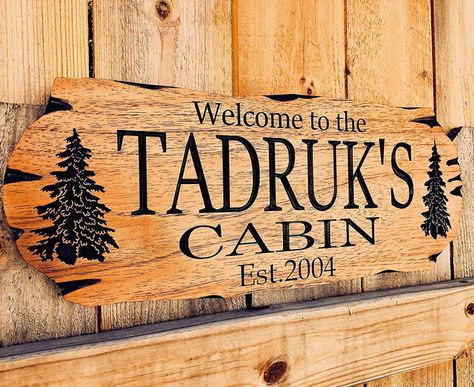 DIY Cabin Signs That Are Personalized – Rustic Crafts & Chic Decor Wood Cabin Signs, Cabin Signs Rustic, Outdoor Wood Signs, Wooden Family Signs, Diy Cabin, Cabin Signs, Carved Signs, Cottage Signs, Camping Signs