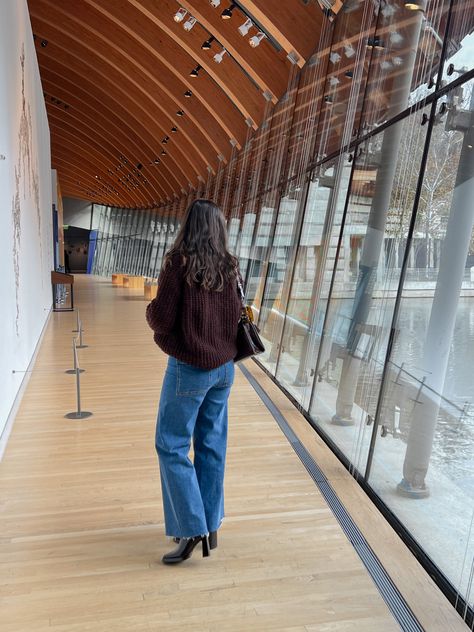 Denim With Boots Outfit, Jeans Knee High Boots Outfit, Sweater Jeans And Boots Outfit, Heeled Boots Outfit Jeans, Winter Museum Date Outfit, Knee High Boots Jeans Outfit, Museum Date Outfit Winter, Jeans And Knee High Boots Outfit, Winter Museum Outfit