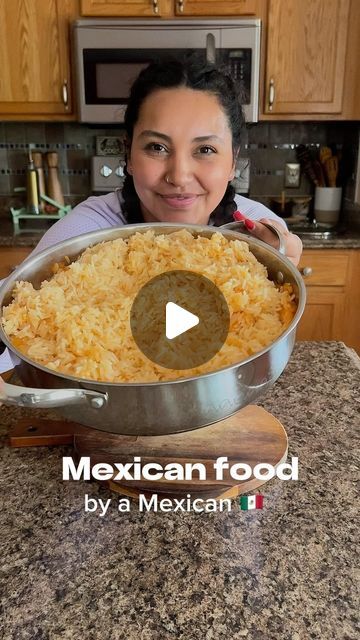 Classic Mexican Dishes, How To Make Rice, Hispanic Food Recipes, Chicken Broth Rice, Mexican Red Rice, Rice Dishes Recipes, Mexican Rice Recipe, Instagram Recipes, Cup Of Rice