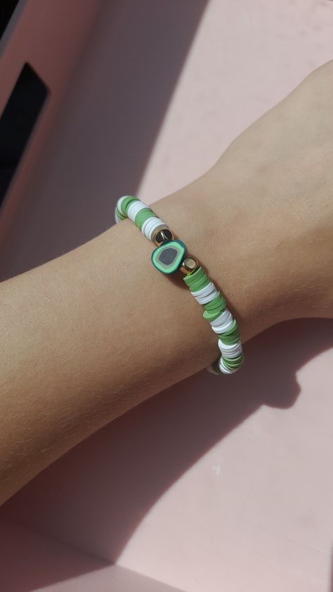 #likeformore #claybeads #ideas Avocado Bracelet, Bracelets Patterns, Green Bracelet, Diy Bracelets Patterns, Clay Beads, Bracelet Patterns, Diy Bracelets, Avocado, Projects To Try