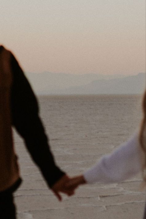 Couple Photo Sunset, Discreet Couple Photos, Film Couple Aesthetic, Minimal Engagement Photos, Couples Film Photo Aesthetic, Salt Flats Utah Photoshoot Couple, Sunset Couple Photos, Photos For Shy Couples, Film Couple Photos