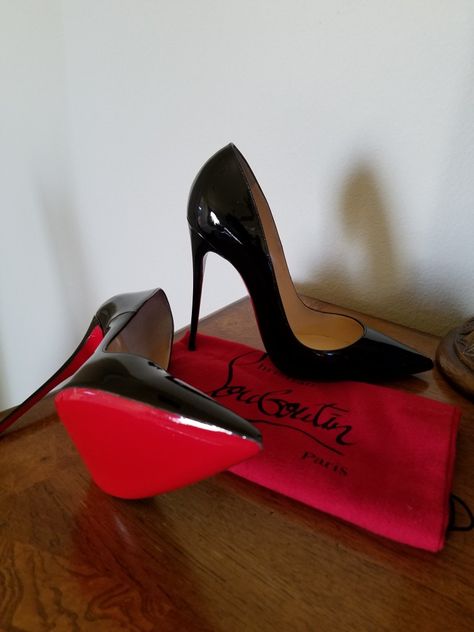 Black Heels With Red Bottoms, Louboutin Heels Aesthetic, Christian Louboutin Aesthetic, Louboutin Aesthetic, Black And Red Heels, Red And Black Heels, High Heels For Prom, Red Bottom Heels, Prom Heels